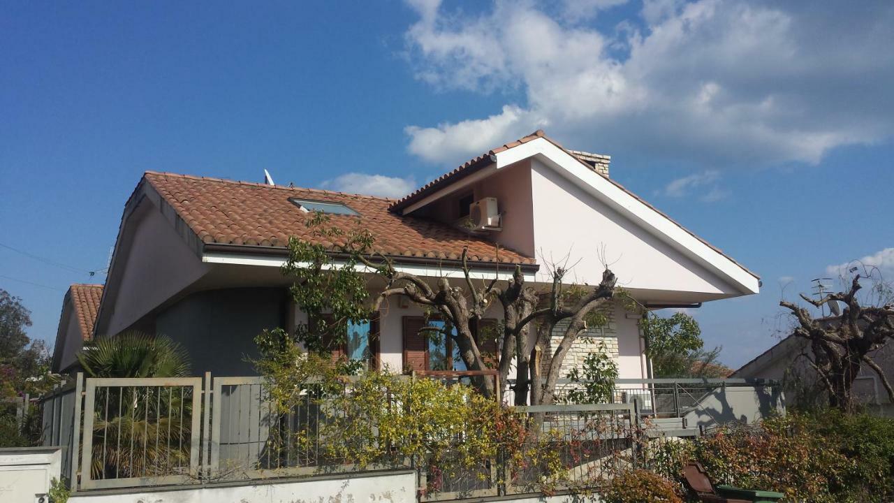 B&B Villa Noemi Formia Eksteriør bilde
